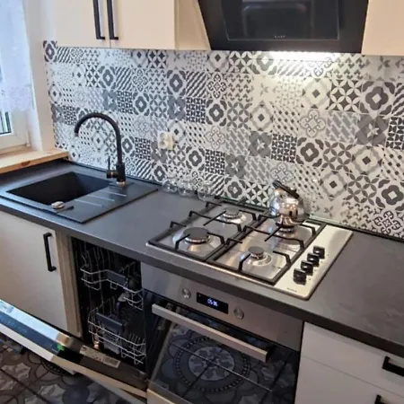 Apartment Przytulne Mieszakanie Zielonej Okolicy Blisko Centrumi Lotnisko *